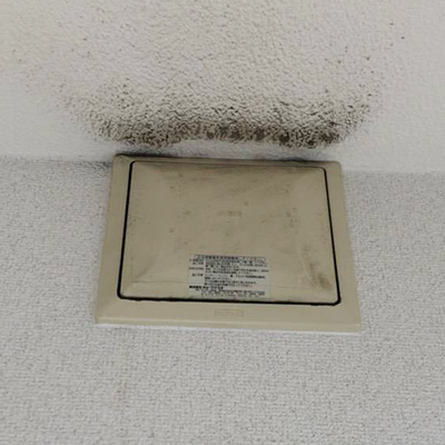 排気口の外気汚れ